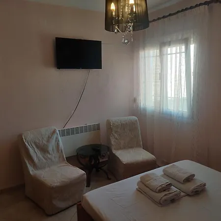 Prinos Apartment *
