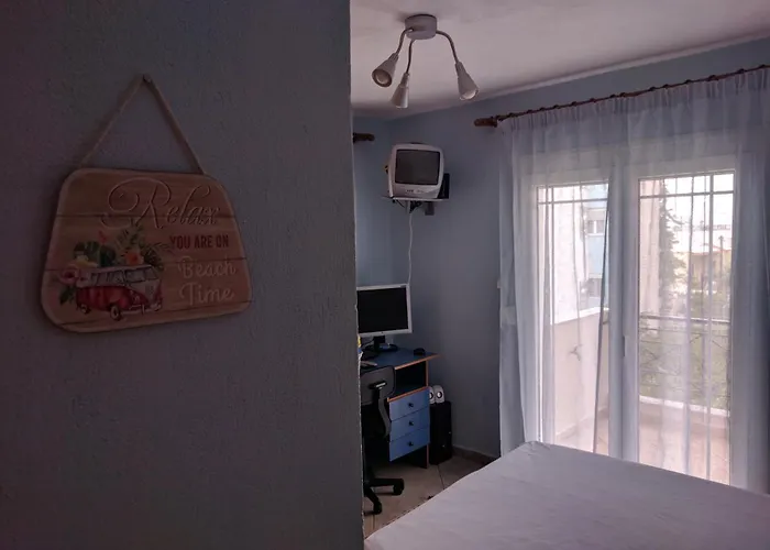 Prinos Apartment *
